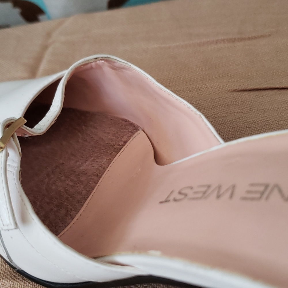Liz Claiborne leather low heels - Picture 10 of 15